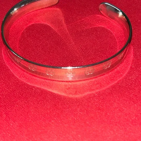 Rare Eden Hand Arts Apple Logo Cape Cod Cuff Bracelet HTF - Picture 5 of 9